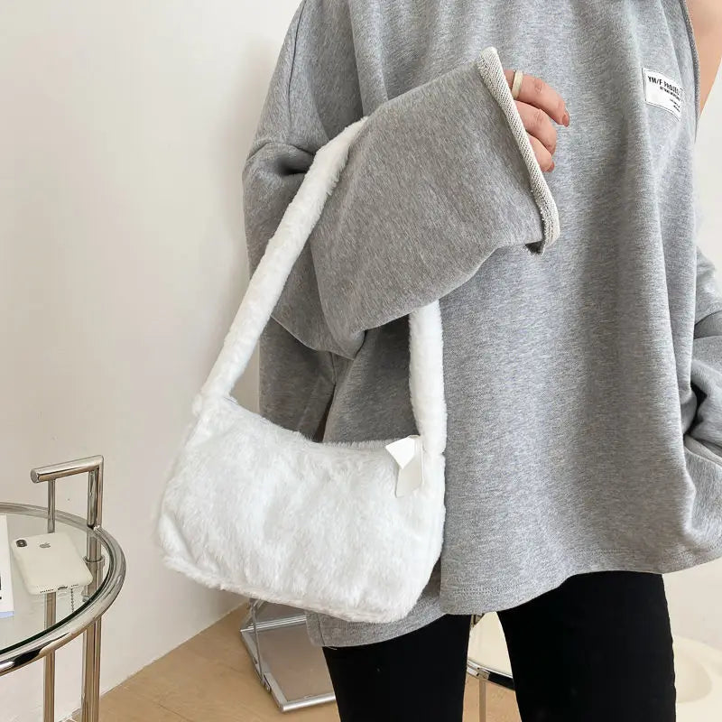 Simple Design Women Soft Plush Hobos Shoulder Bags Winter Furry Ladies Clutch Purse Handbag Fashion Female Underarm Bag