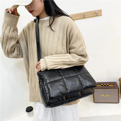 2021 Winter Fluffy Ladies Shoulder Bag Quilted Plaid Luxury Designer Handbag Minimalist Female Flap Crossbody Bags
